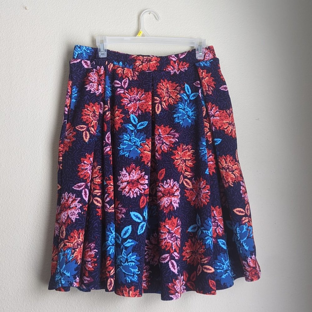 LuLaRoe Madison floral skirt w/ pockets